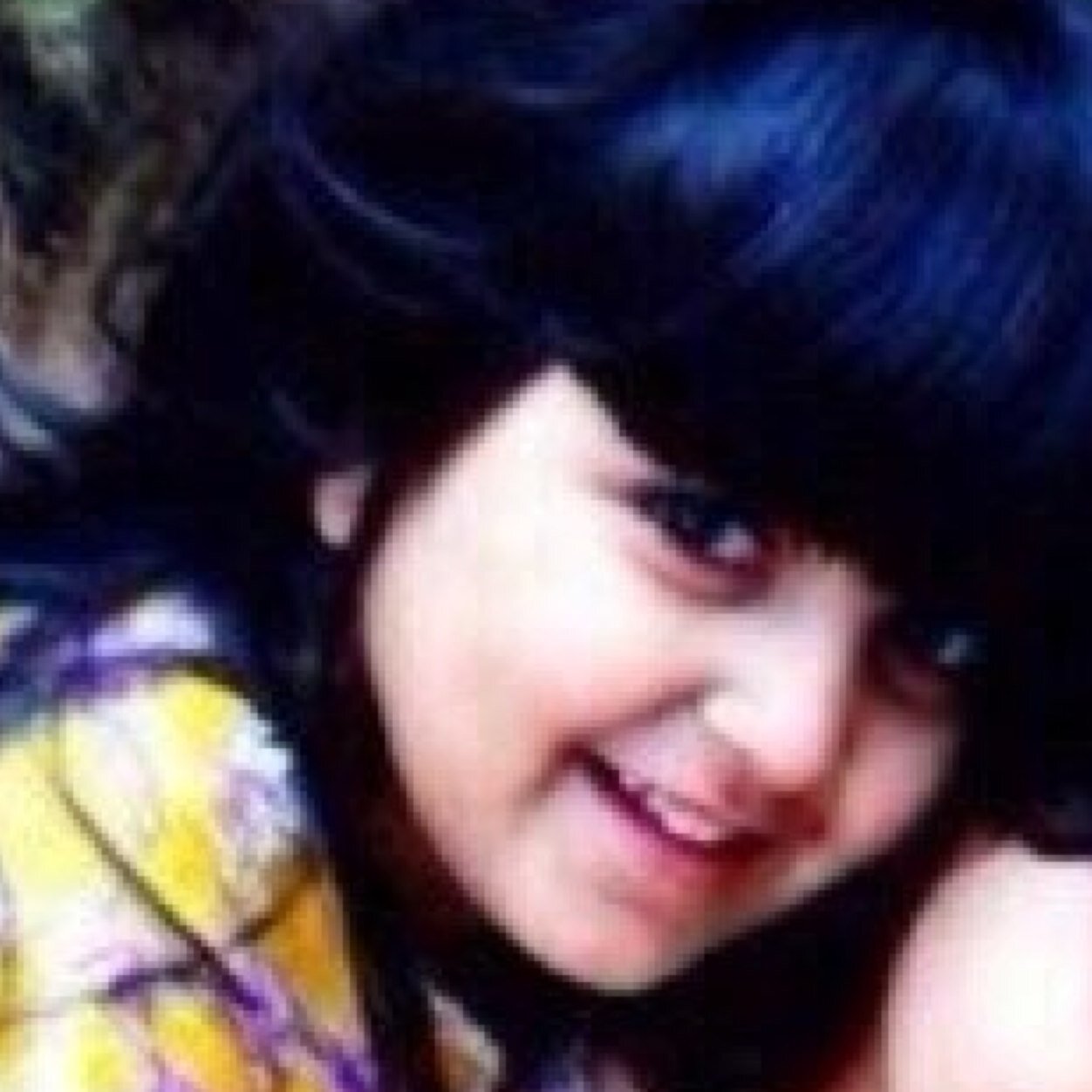 •°•ولأن الجنوب جنه خُلقوا نِسائها حوراً..عذراً جنس آدم لن أرد على الخاص أحتراماً وحباً وتقديراً لمن تعبااا في تربيتي•°• ansta : k7ilal3en *