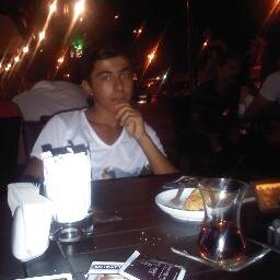 Sokak Iambası gibi oIma ey yâr… Kime yandığın beIIi oIsun…