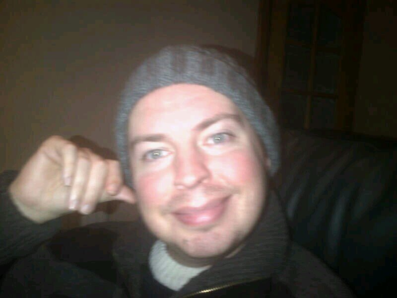 Just a happy chappy! Looking to make new friends and have the craic