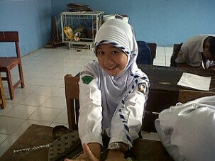 Nama Lengkap: Wulan Indriyani | Pin BlackBerry: 2662567B | Cita-Cita: Menjadi Seorang Photographer Yang Hebat *⌣*