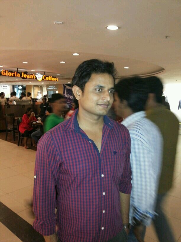 deepakee8's profile picture. 