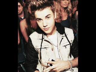 Never leaving justin:)♥