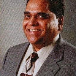 Love Indian semi-classical and bollywood music. Play chess. Professor of management. Love to have deep, lasting, reciprocating friendships of plutonic nature.