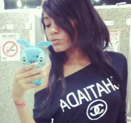 Ser fã é rir e chorar, é sofrer e festejar, é apoiar e lutar com todas as forças pelo sucesso de quem admiramos
http://t.co/h22o8xIIMJ
https://t.co/eGPW1WL0Jx