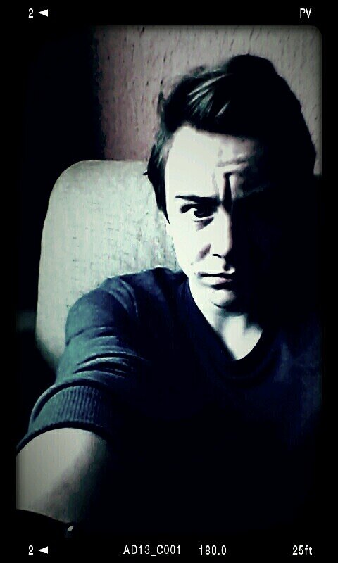 [Piano & Gitaar][Koksopleiding DaVinci College]                                                    Alle social media: basgraumans