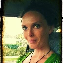 Little green majik faerie. Unschooling mama. Traditional birth attendant. Lesbian. Poly. Capoeirista. Maker of raw ice cream.