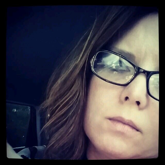 Married to the most wonderful man and mother to 3 awesome children!  Loving the life the Lord has given me and prays I can be all he planned for me to be!