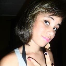 se o cara quiser casar comigo tem que levar eu o luan santana junto por que se não for assim , é melhor esquecer ...