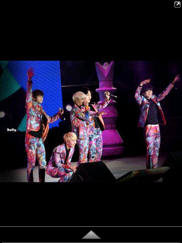 SHINee World. Ig : FebbyFitriPermadani