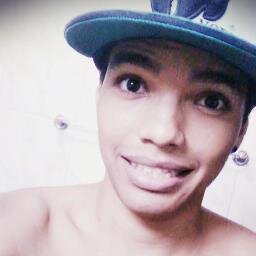 Mete o pé da minha vida que vc fico pra traz ♫' :D