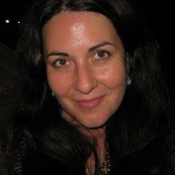 Owner & designer at UnicatBiju®, Junior Contributor at CATCHY Women Magazine