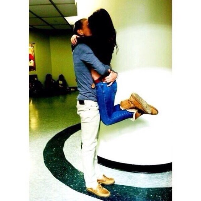 Stbrunette1's profile picture. A girl in a small town, with an amazing boyfriend and wonderful friends. Im a princess.