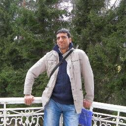 hayatı anlamaya çalışan kendi halinde bir müslüman..