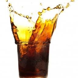 Disfruta en Tarantino's Bar&Grill de unas cervezas bien frías o unos exquisitos tragos con tus amigos, acompañado de buena música. Calle 24 Entre Av 3 y 4.