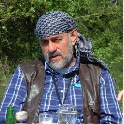 Ceviz yetiştirme peşinde koşarken rakı ve hayattaki tüm güzellikleri seven Yücel Kültür Vakfının Gönüllü Genel Sekreteri