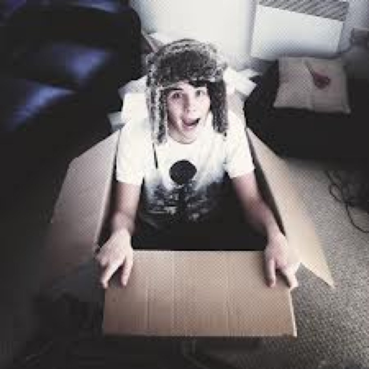 Are you a tree because i wanna pee on you. I mean, sup.