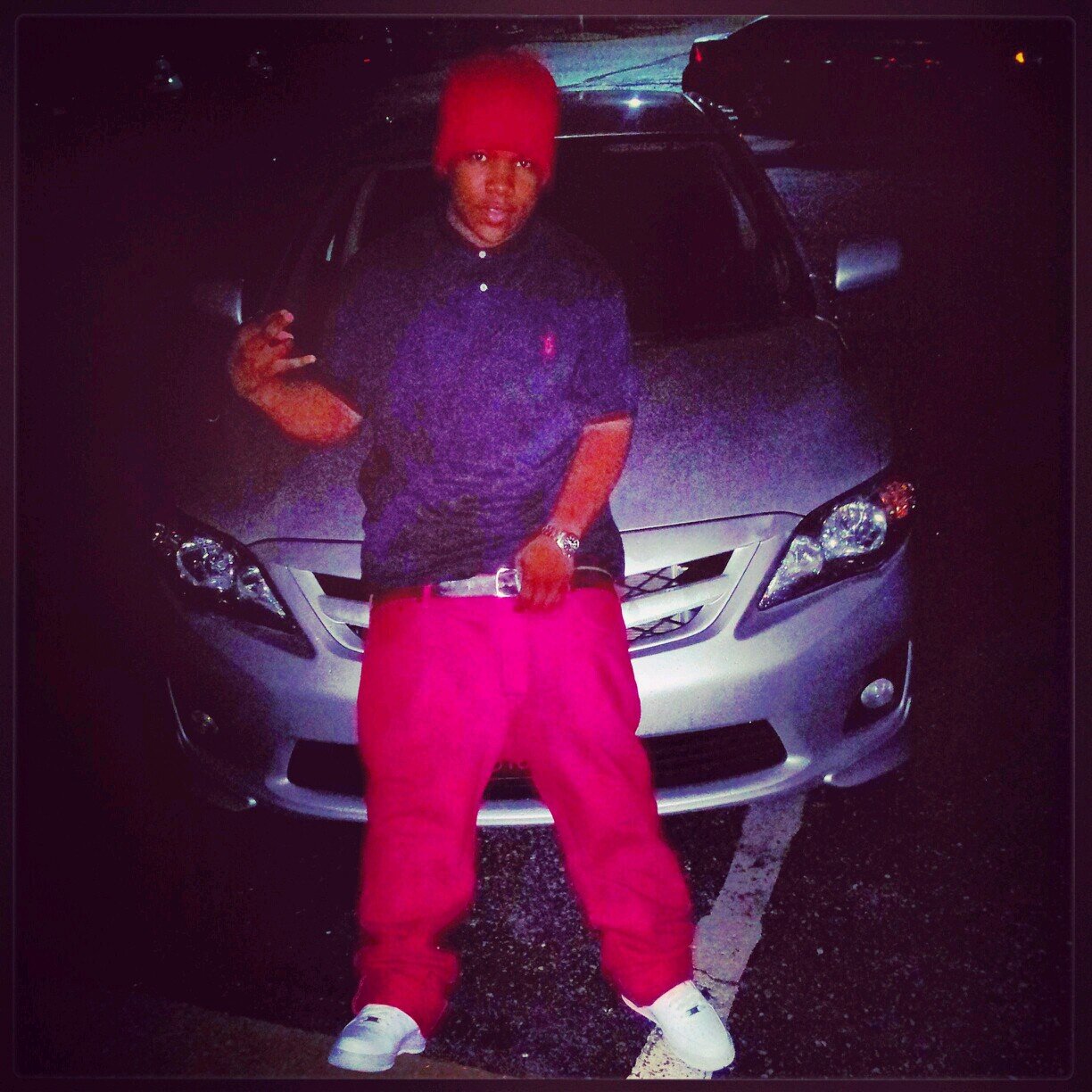 IF IT AINT MONEY IT DONT MAKE SENCE