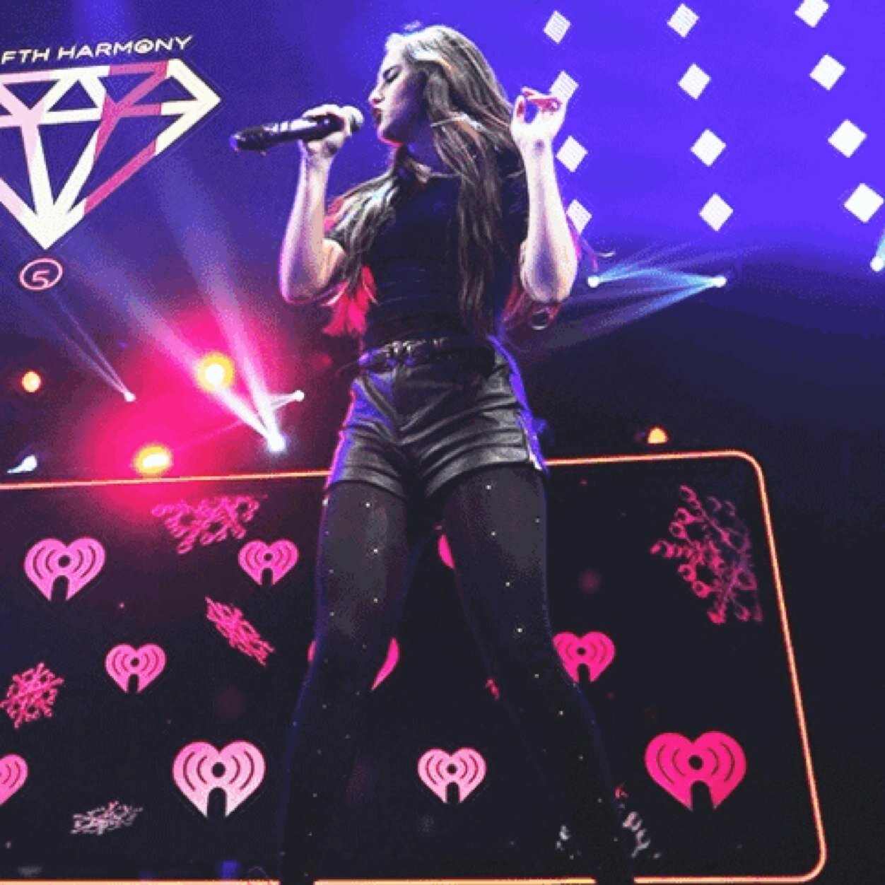 Follow spree, and FOLLOW @0hitsluna or UNFOLLOW/sigue a @0hitsluna o te doy unfollow