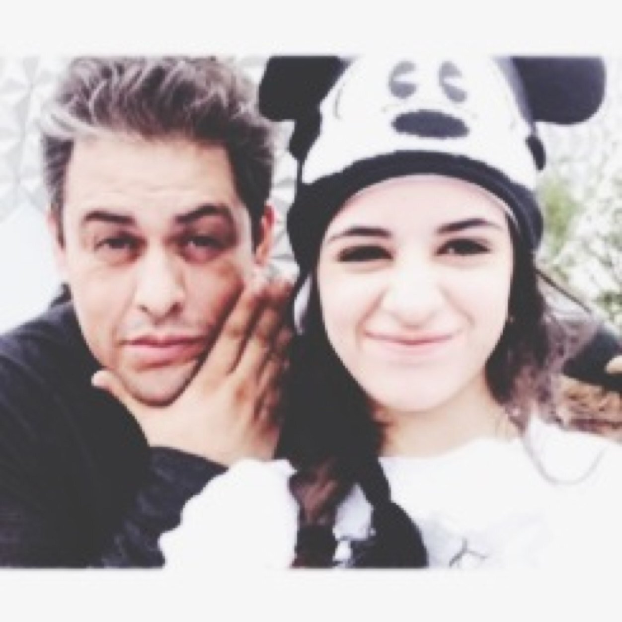 please follow @teencabello for the free follow ily