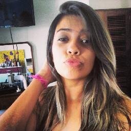 Mas pra quem tem pensamento forte, o impossível é só questão de opinião. (Y)