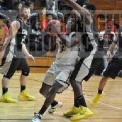 I put the man up stairs first follow me I'm a baller and Im 5'11 and best believe im taking flight ✈ on you low life niggas