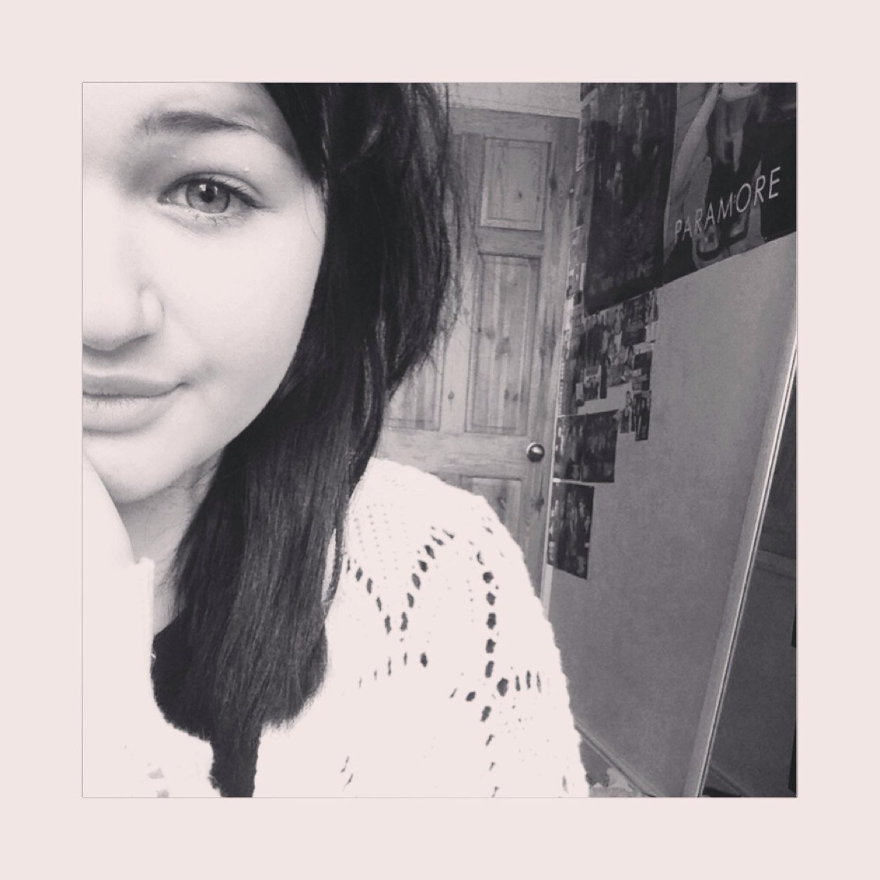 |Bring Me The Horizon| |Sleeping With Sirens| |Pierce The Veil| |Black Veil Brides| |Suicide Silence|. I also sing and i follow back…