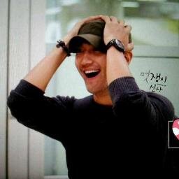 hi Iam ELF ILOVE SUJU so much ..Siwon Oppa Love you ♥ I Love choi Siwon Im BigSiwonest @siwon407 my love ♥ My Oppa siwon  choi I love him so much ♥ LOVE! :^)