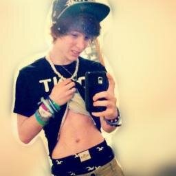 MaxKisDark's profile picture. 