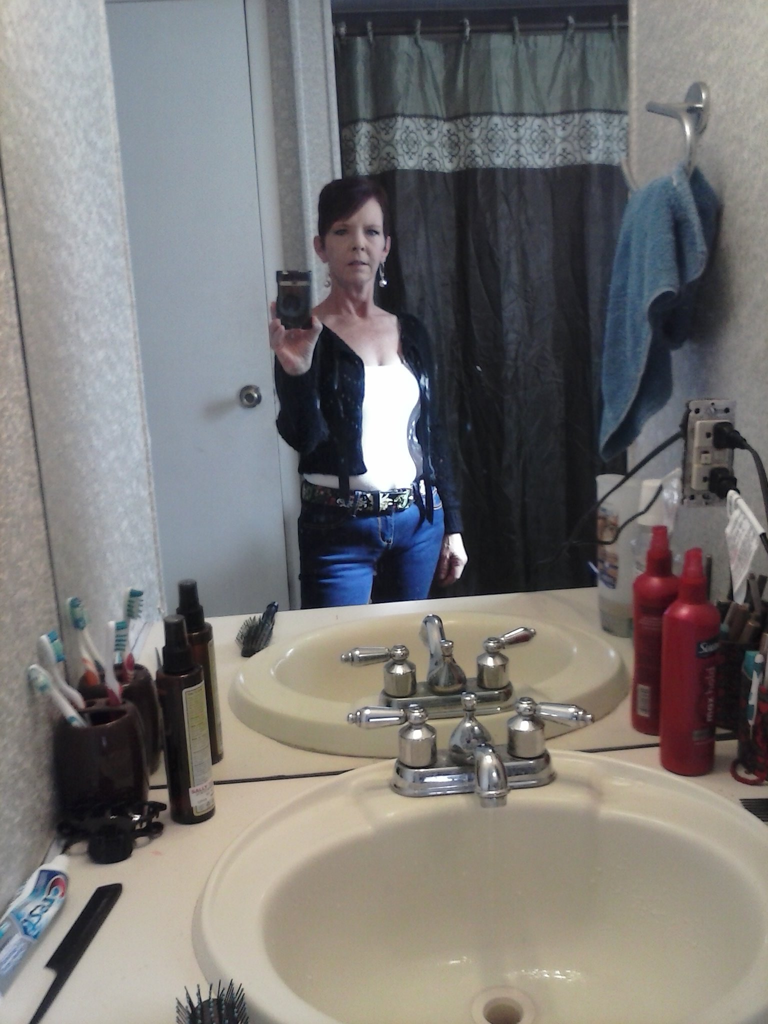 just a cool ass female trying to make it in this big ole world and loving my baby Toby Linville