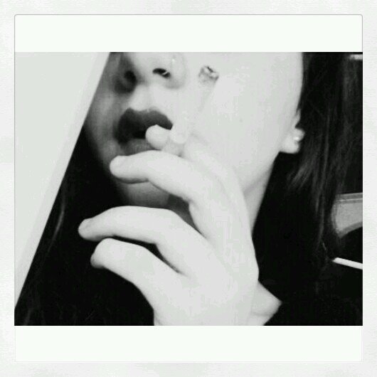 que me quieran muerta me gusta más. @LttMonster es mía.