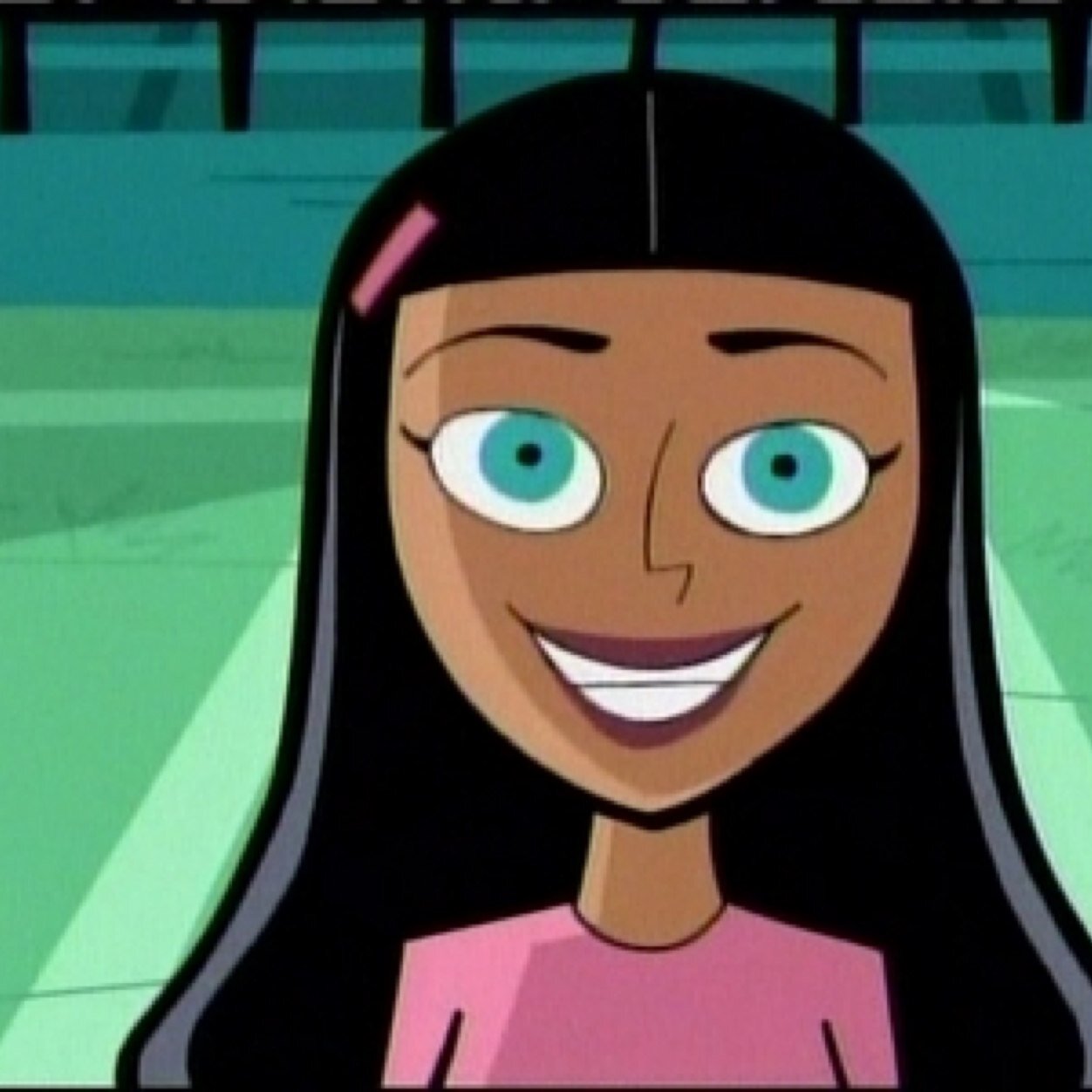 Im Paulina....I love inviso-bill and i hate goth freak,#single,Popular,pretty and a cheerlater