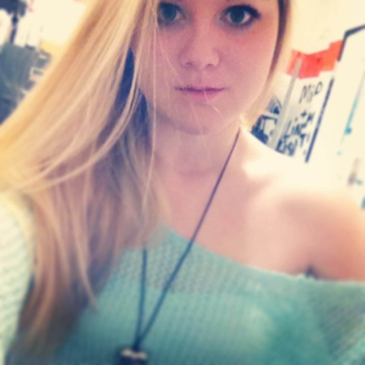 derksgirl's profile picture. love always, laugh often, live forever.    http://t.co/T5KJIhQc