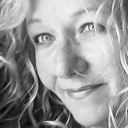 Dena Nicotra is the author of the Weaver YA Trilogy and The cyberpunk dystopian Simp Series.