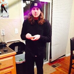 _Tyluh's profile picture. annaiG* /5th space/Armed with a mind/Life's a garden dig it/GolfClubCartel/St△y Young/Ill offend you in 140 characters or less.