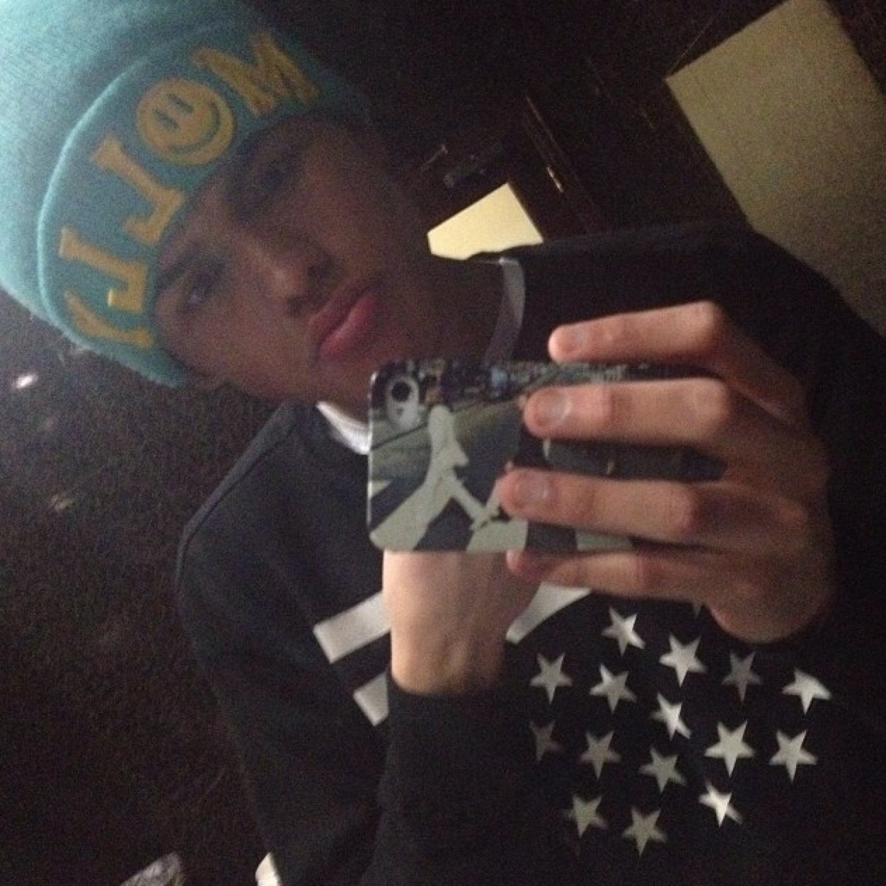 itsjuustnando's profile picture. 