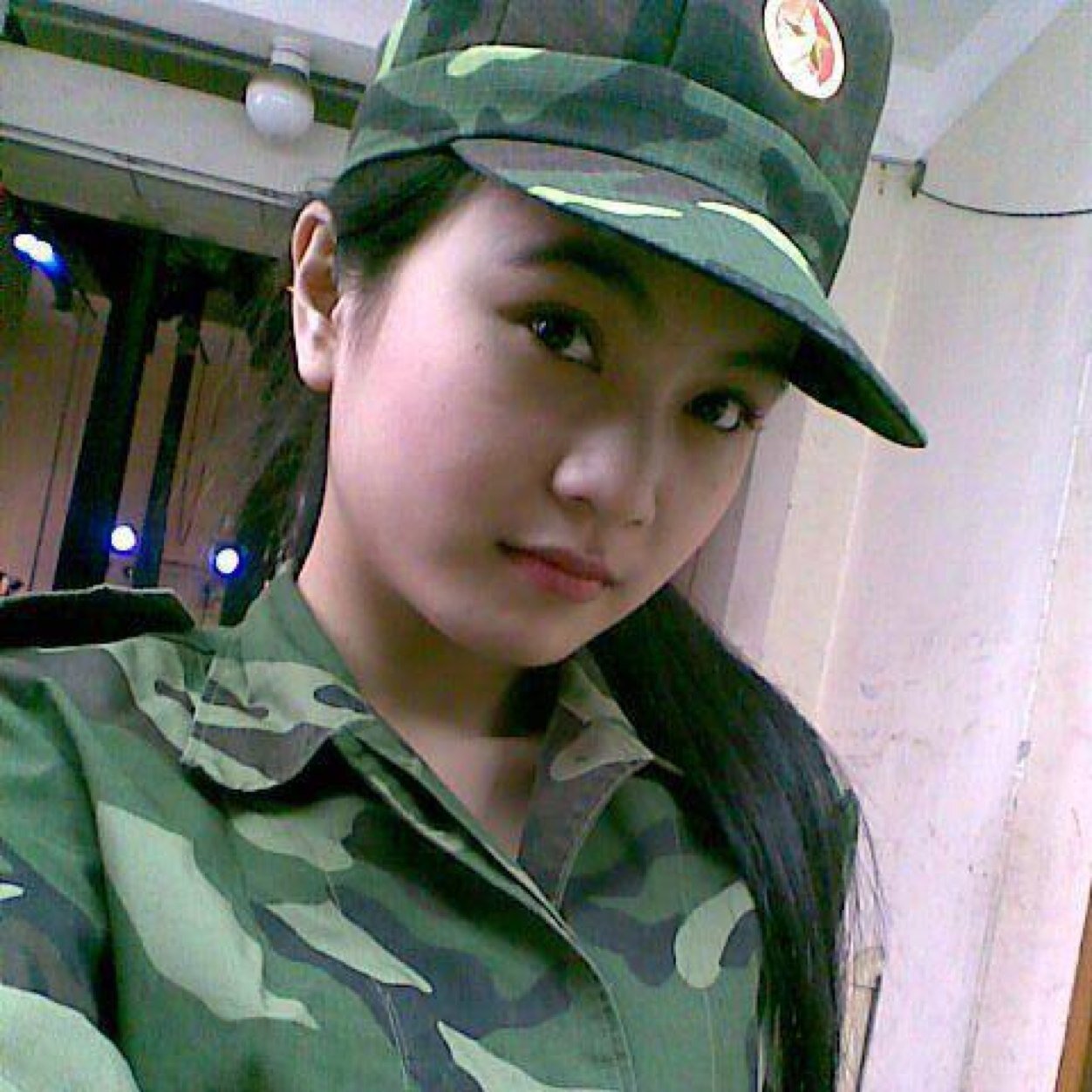Đời người chỉ sống một lần. Phải sống sao cho khỏi xót xa những năm tháng đã sống hoài sống phí