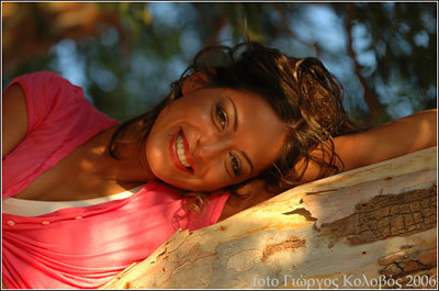 Hello!!I'm zoe Hatchon!!I'm so happy becouse I haveTwitter !!I love Twitter