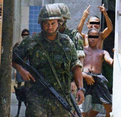 welcometofavela's profile picture. SOSTENIAMO IL DISAGIO QUELLO VERO, PAZZI, EMARGINATI E CASE POPOLARI!