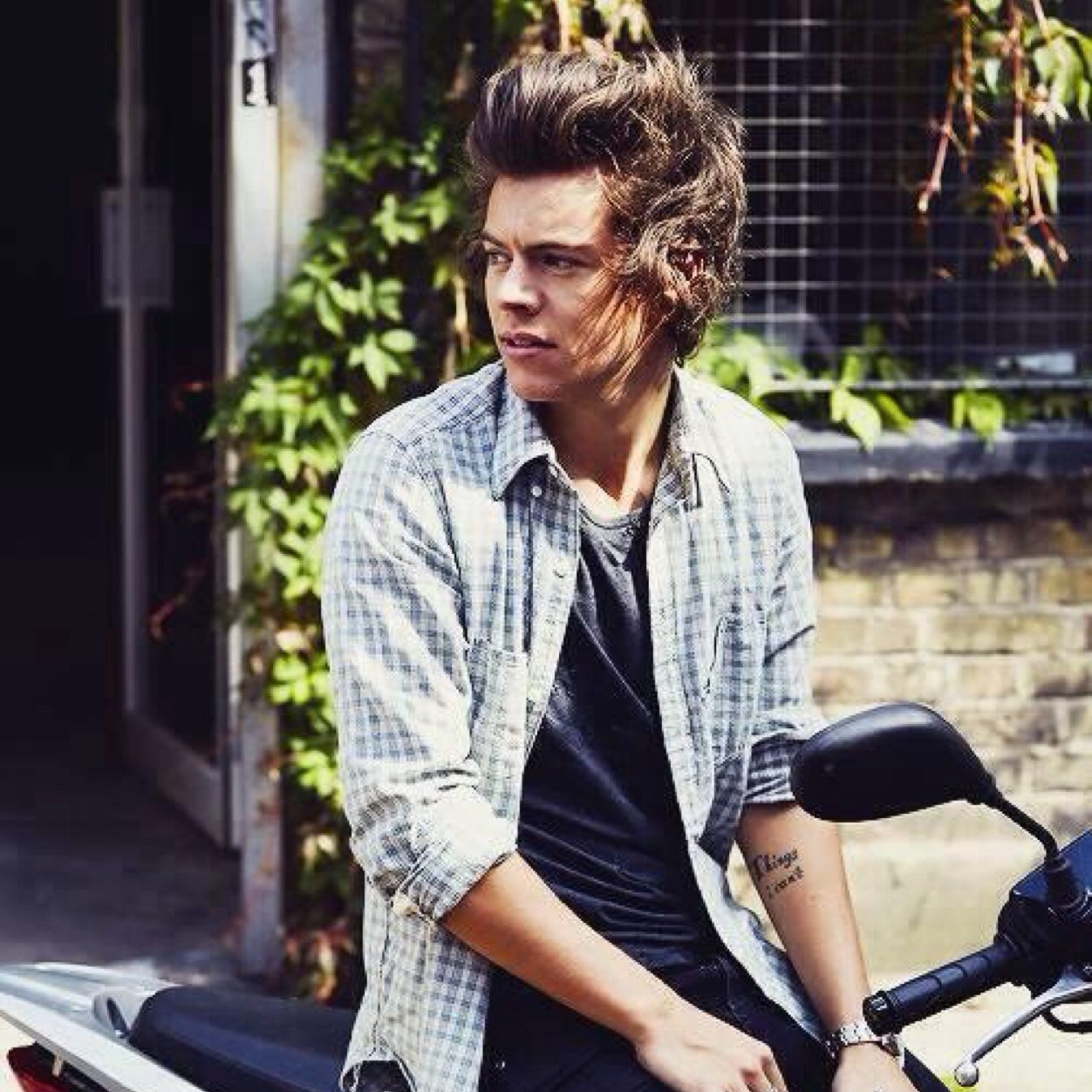 just another fangirl • one direction front road 14.06-13