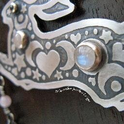 Handcrafted Artisan Jewellery - unique jewellery created from silver, copper and semi-precious gems using traditional silversmithing techniques.