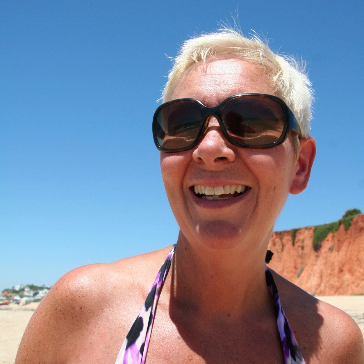 sewladytaylor's profile picture. Handmade reversible aprons for adults , children and mini chefs too!! http://t.co/cYn7PtBQAh
http://t.co/6AhPTFKq5c