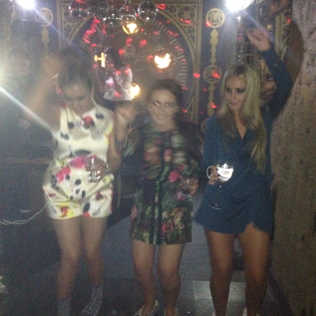 lucydownes_x's profile picture. 