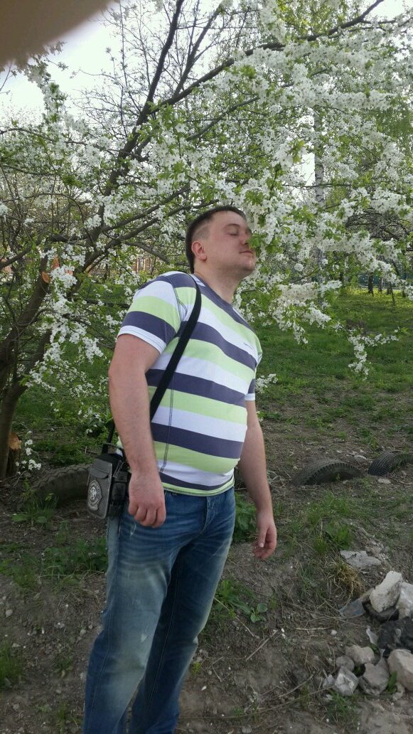 valmi33's profile picture. 