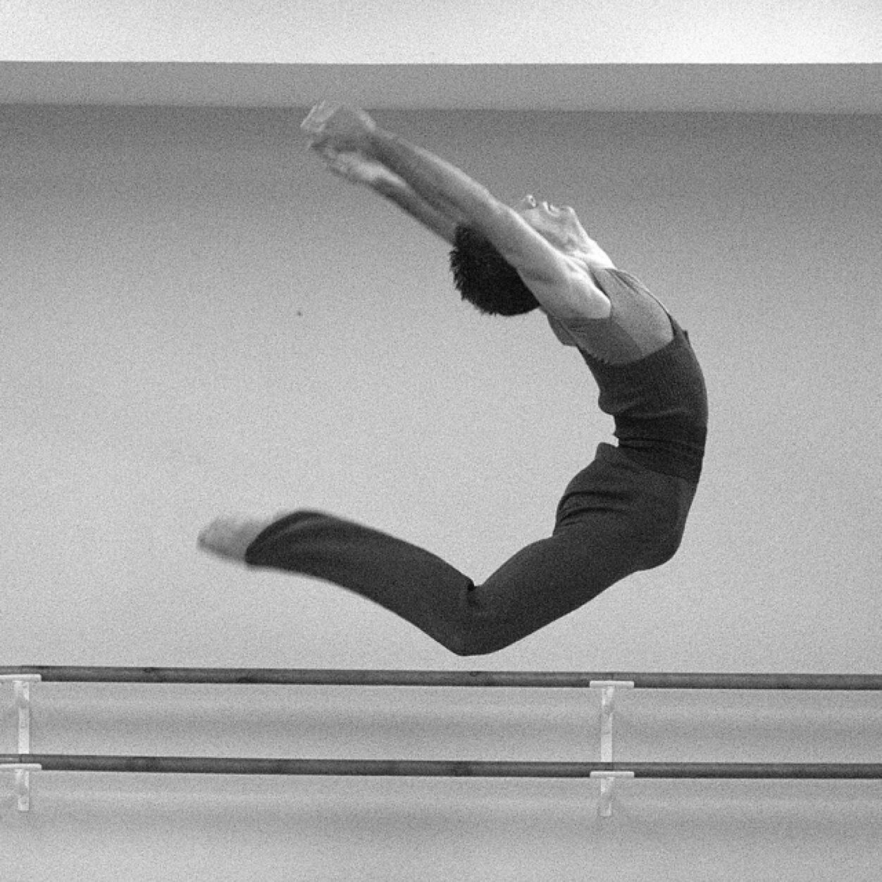 Coordinador de ocio y tiempo libre. Bailarín profesional de danza clásica. GS en Pedagogía danza clásica. Máster en Gestión y Liderazgo de Proyectos Culturales