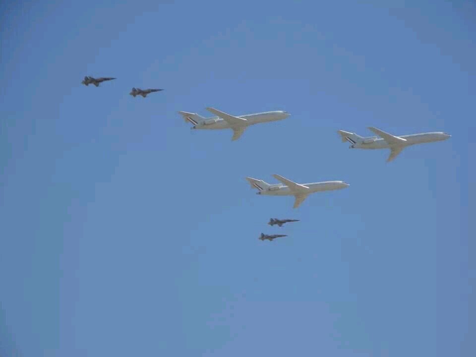 charls_amdua's profile picture. viva la F.A.M.