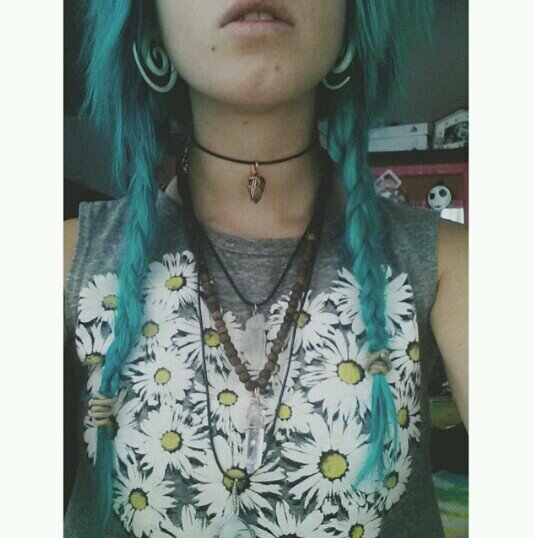 IG : luciidkitties Kik: .ilovecats666
