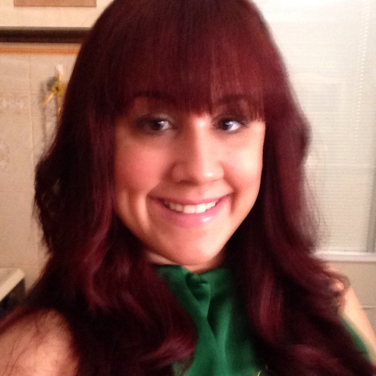 JennySR21's profile picture. Leo* Green & Pink * Portuguese Pride * Teacher * Food Addict * workaholic * Shopaholic* Book Worm * & much more :)