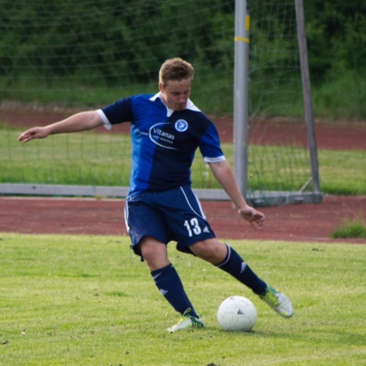 Fußballer beim TSV Plön
Positionen: LV. LM. LF. ST