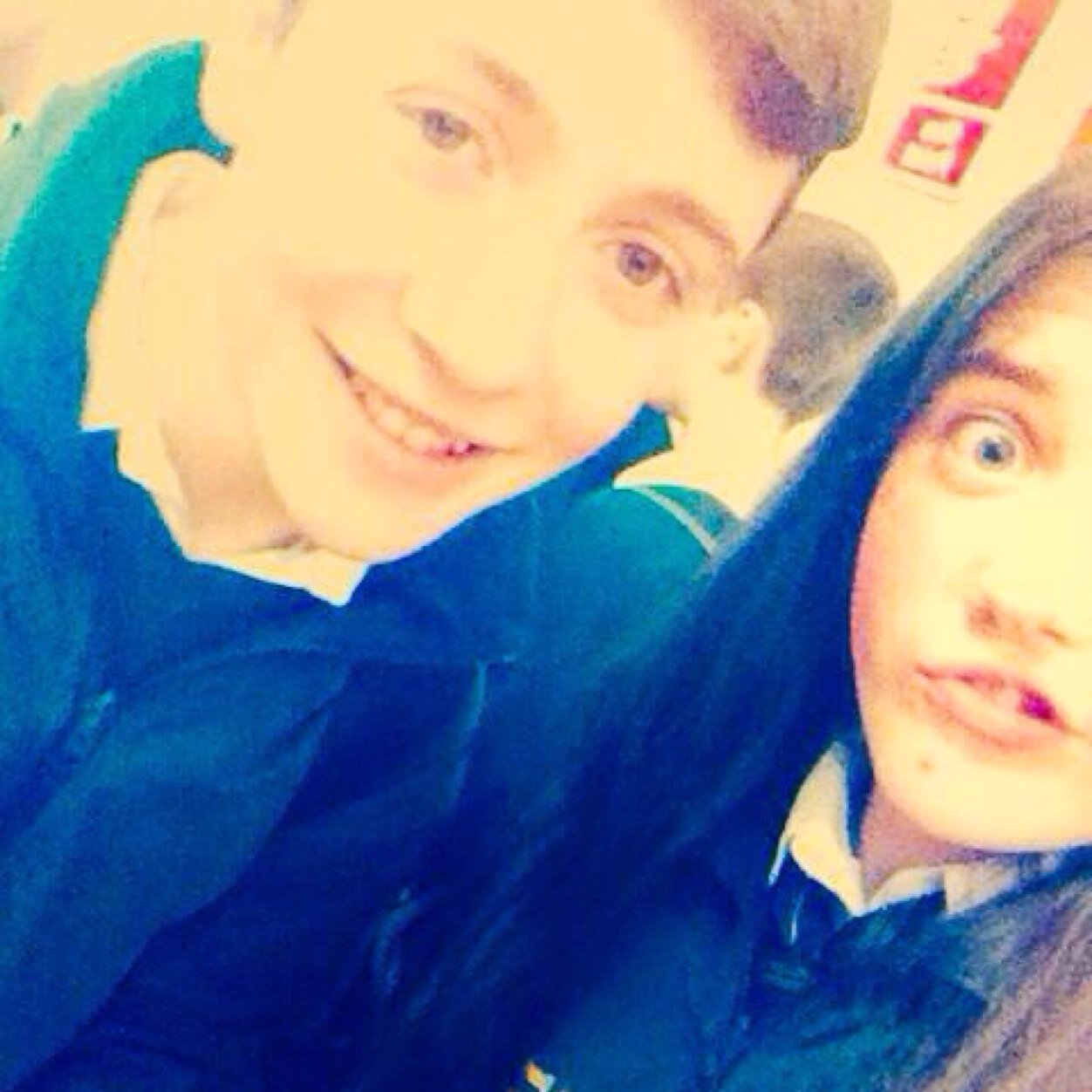 14 from dublin :) go to school in st peters dunboyne , ASK FOR A FOLLOW BACK! Currently 400+ followers