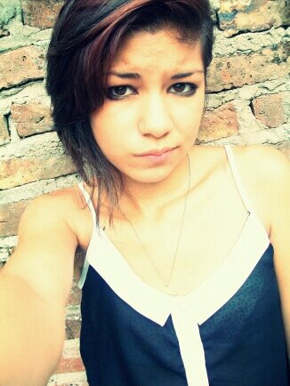 IDontWantIt10's profile picture. 5 confessions at 4 am about 3 words between the 2 of us & how i want to be the only 1 that matters to u, but u give 0 fucks